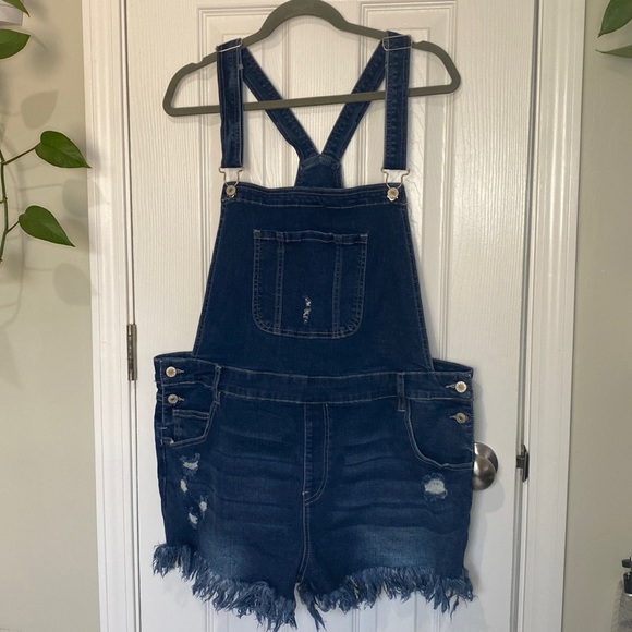 Women’s Blue Jeans Short Overalls - Picture 1 of 8
